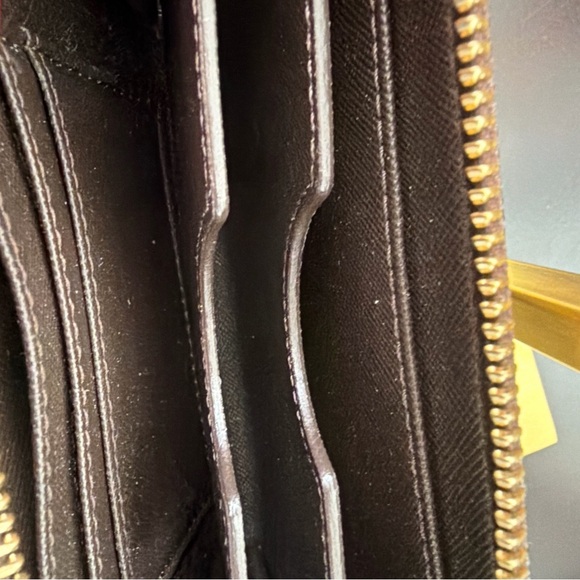 Michael Kors Wristlet Logo Two Tone Brown Zip Around Wallet Phone Holder Strap - Picture 9 of 11